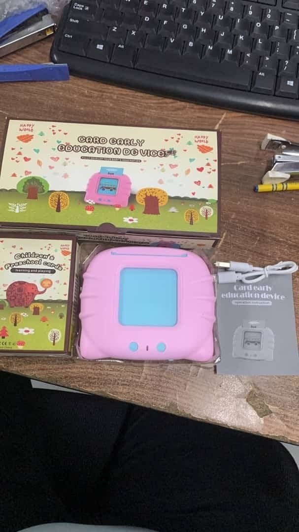 Kids Flash Card Learning Device